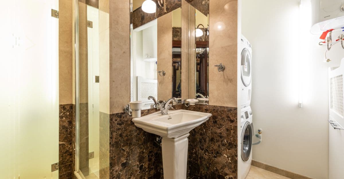 Como Organizar Lavanderia Pequena de Apartamento: Ideias e Produtos